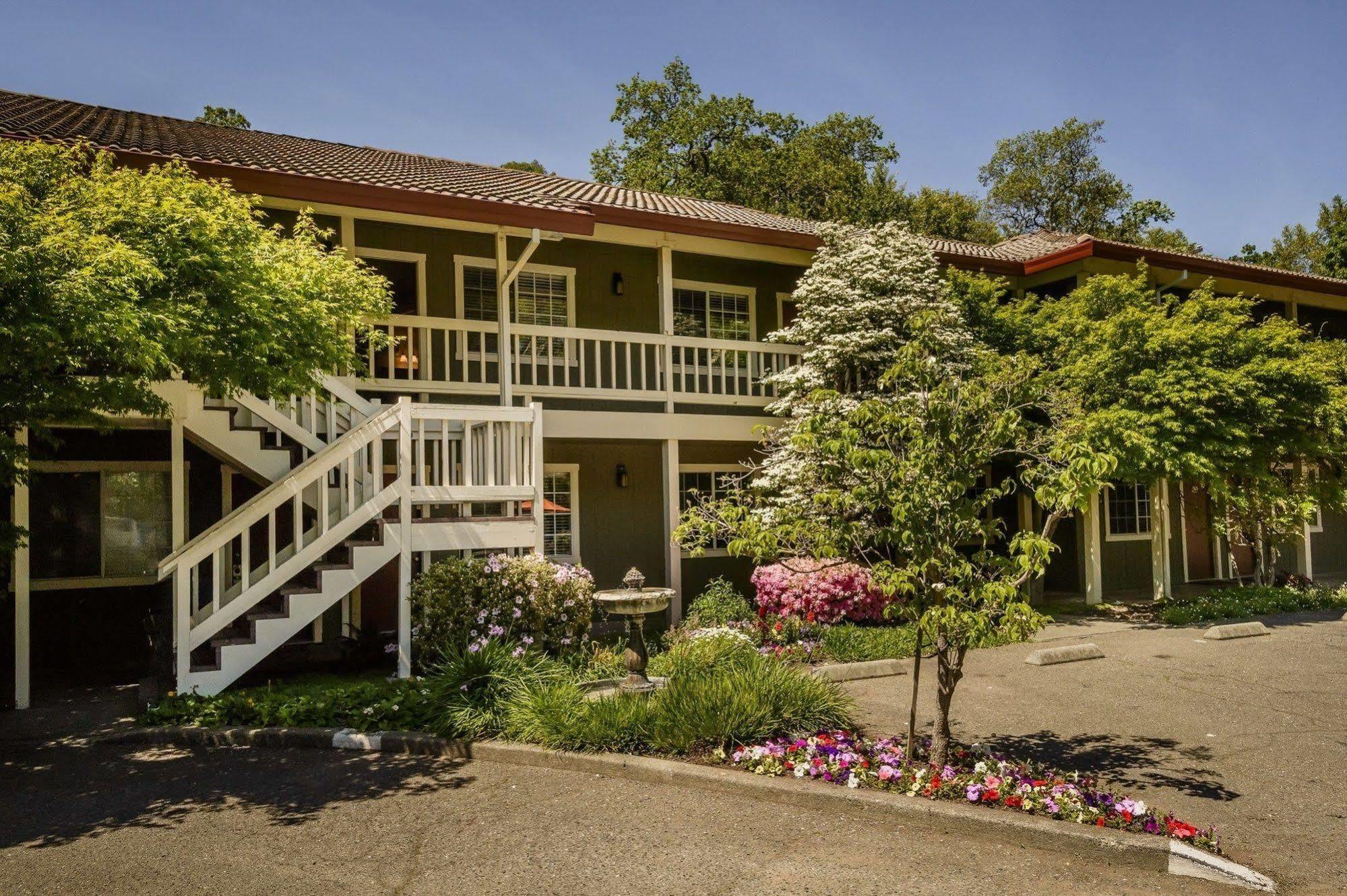 The Jack London Lodge Glen Ellen Exterior foto